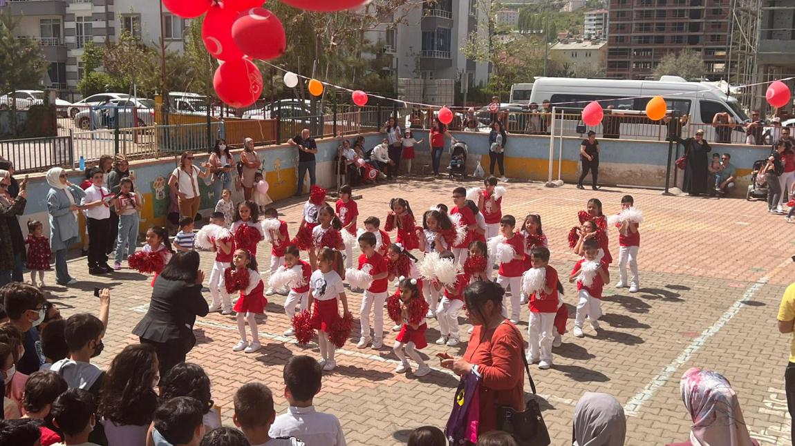 Okulumuzun 23 Nisan Ulusal Egemenlik ve Çocuk Bayramı Kutlama Etkinliği